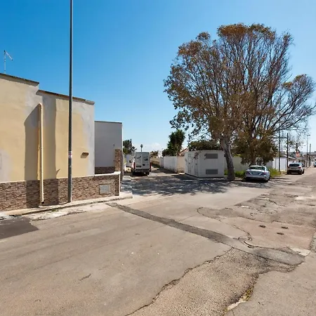 Villino Vanessa By Barbarhouse Holiday home Torre Lapillo